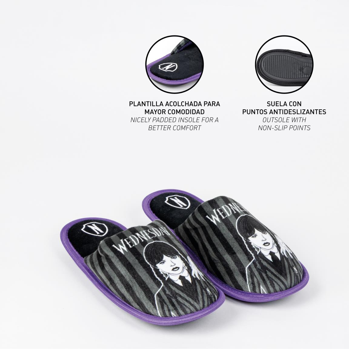 Wednesday Hausschuhe Slipper Gr. 30-37