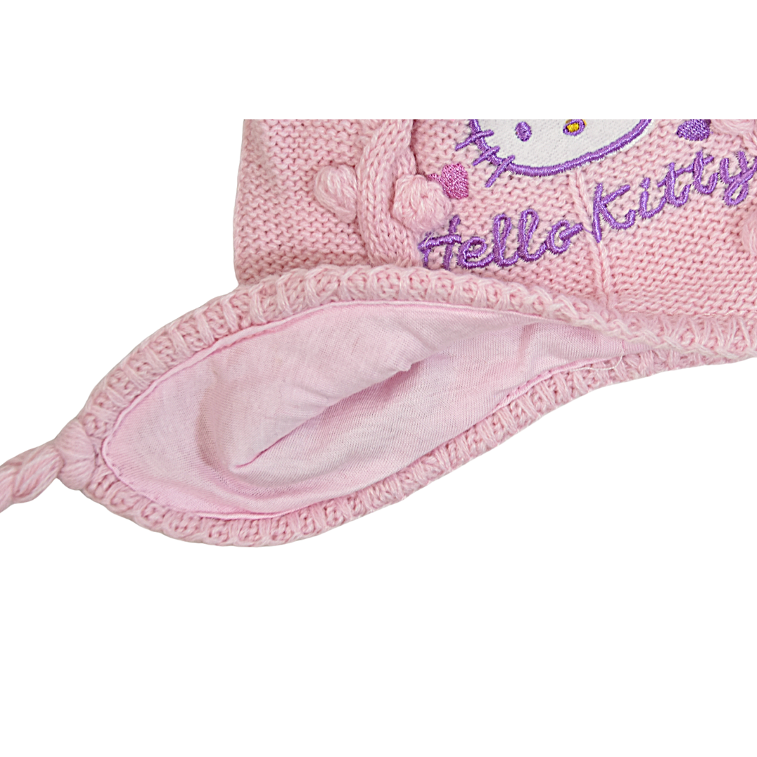 Hello Kitty Baby Mütze gestrickt mit Zöpfen